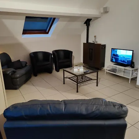 Apartment Durbuy, Ses Ruelles Pittoresques, 2eme Etape *